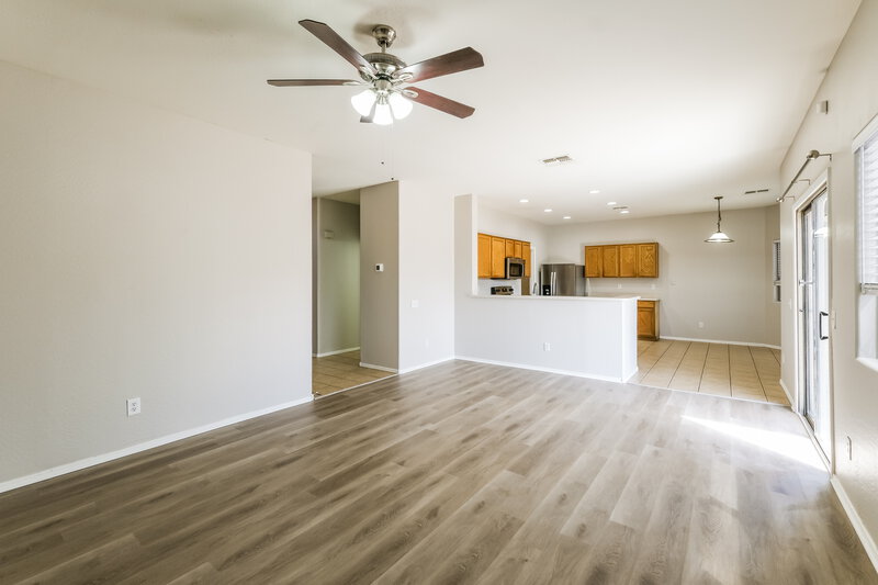 2,395/Mo, 2205 N 91st Gln Phoenix, AZ 85037 Living Room View 2