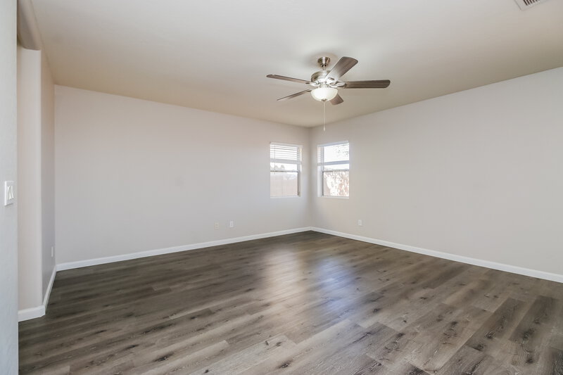 2,000/Mo, 2324 E San Manuel Rd San Tan Valley, AZ 85143 Living Room View