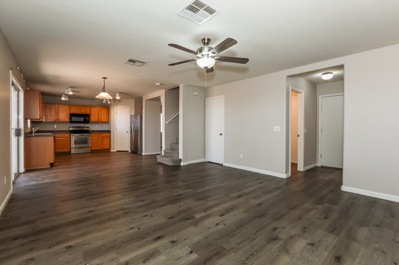 1,830/Mo, 2324 E San Manuel Rd San Tan Valley, AZ 85143 Family Room View 2