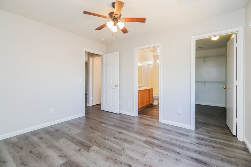 2,000/Mo, 2324 E San Manuel Rd San Tan Valley, AZ 85143 Main Bedroom View 2