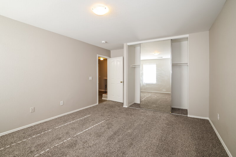 2,085/Mo, 2413 W Chipman Rd Phoenix, AZ 85041 Misc View 8