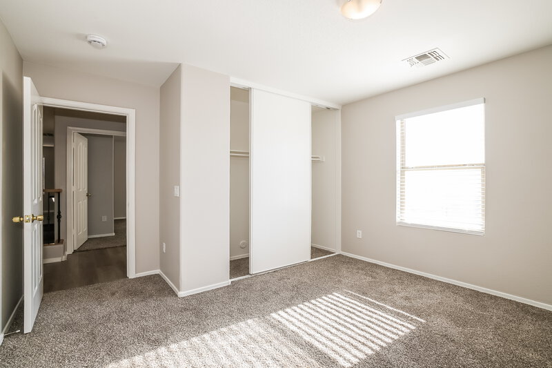 2,085/Mo, 2413 W Chipman Rd Phoenix, AZ 85041 Misc View 9