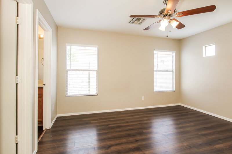 1,865/Mo, 2627 S 84th Gln Tolleson, AZ 85353 Main Bedroom View