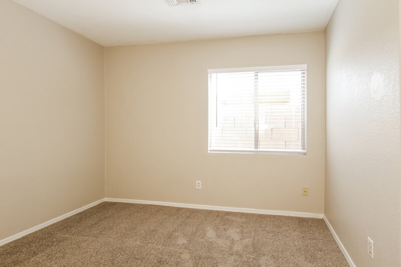 1,865/Mo, 2627 S 84th Gln Tolleson, AZ 85353 Bedroom View 3