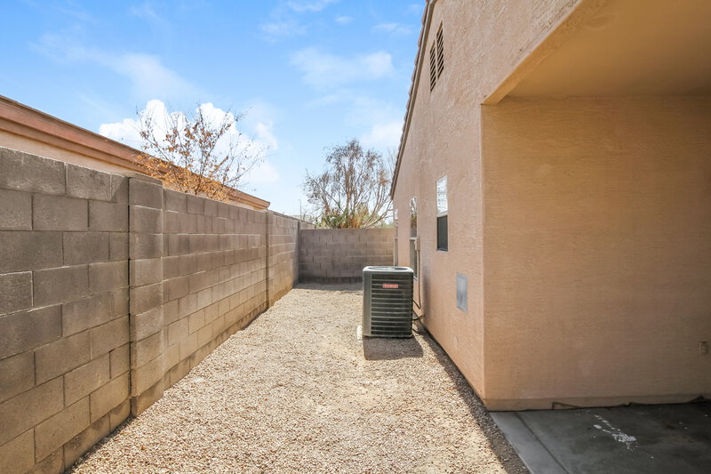 1,885/Mo, 2627 S 84th Gln Tolleson, AZ 85353 Rear View