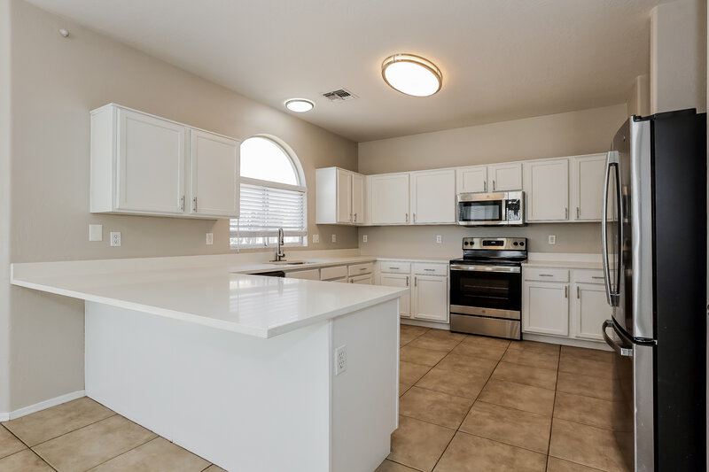 1,810/Mo, 2656 S 89th Ave Tolleson, AZ 85353 Kitchen View