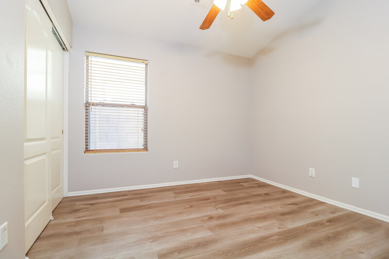 2,040/Mo, 3108 S 92nd Dr Tolleson, AZ 85353 Bedroom View