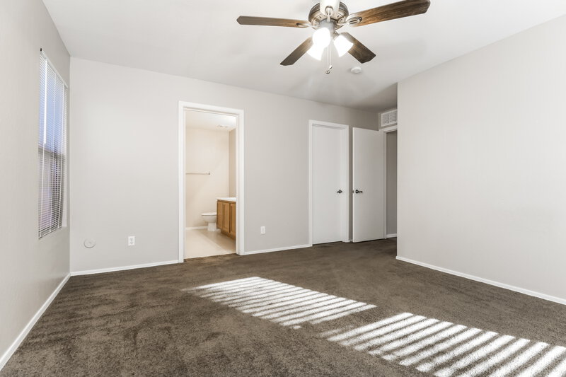 2,270/Mo, 3127 W Park St Phoenix, AZ 85041 Main Bedroom View 2