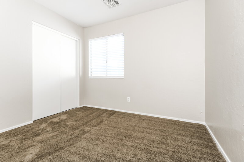 2,270/Mo, 3127 W Park St Phoenix, AZ 85041 Bedroom View 2