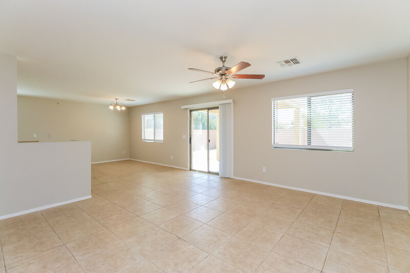 2,275/Mo, 3206 S Justin Dr Tolleson, AZ 85353 Living Room View