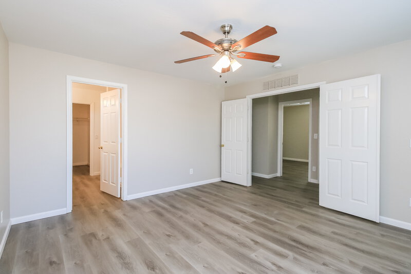 2,275/Mo, 3206 S Justin Dr Tolleson, AZ 85353 Main Bedroom View 2