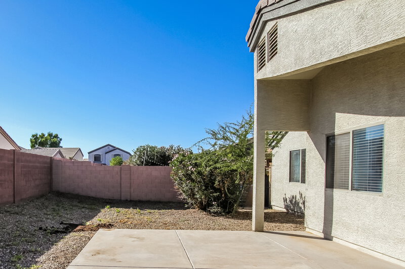 1,895/Mo, 3329 W Wayland Dr Phoenix, AZ 85041 Rear View