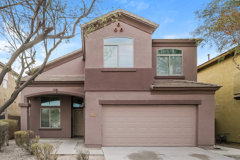 2,200/Mo, 3729 W Saint Anne Ave Phoenix, AZ 85041 External View