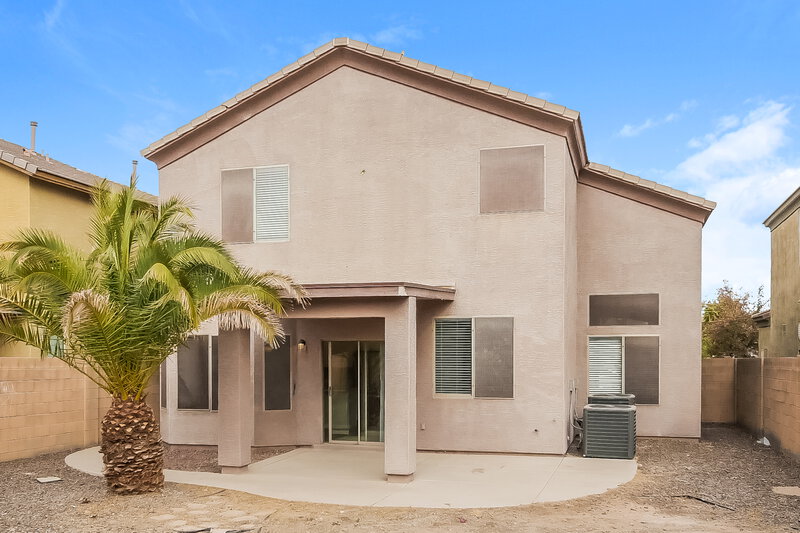 2,200/Mo, 3729 W Saint Anne Ave Phoenix, AZ 85041 Rear View