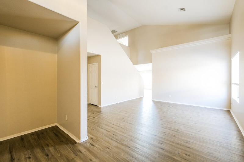 2,270/Mo, 4310 N 124th Ave Avondale, AZ 85392 Living Room View