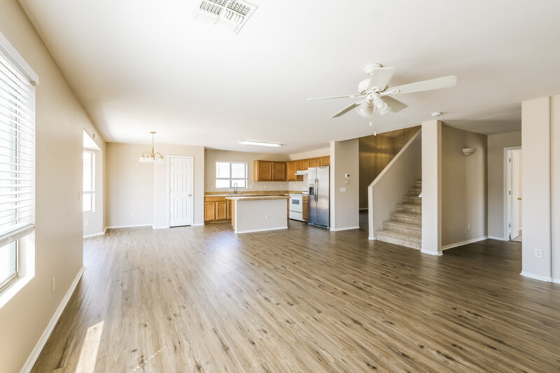 2,270/Mo, 4310 N 124th Ave Avondale, AZ 85392 Dining Room View