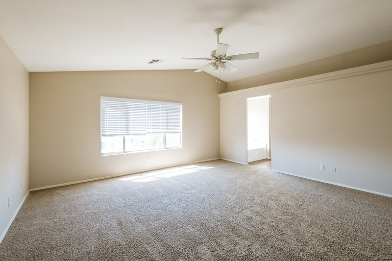 2,270/Mo, 4310 N 124th Ave Avondale, AZ 85392 Main Bedroom View