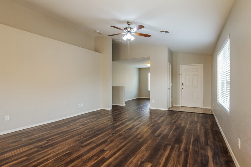 1,960/Mo, 6035 N Laguna Dr Litchfield Park, AZ 85340 Living Room View 2