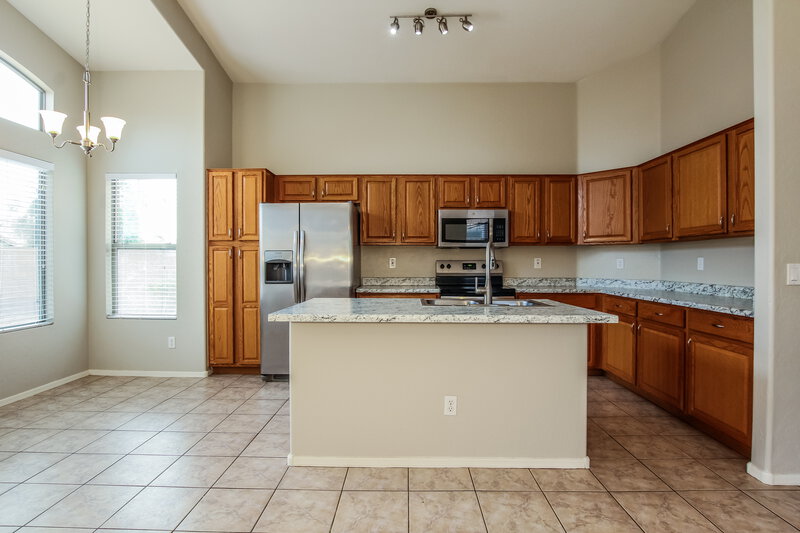 1,960/Mo, 6035 N Laguna Dr Litchfield Park, AZ 85340 Kitchen View