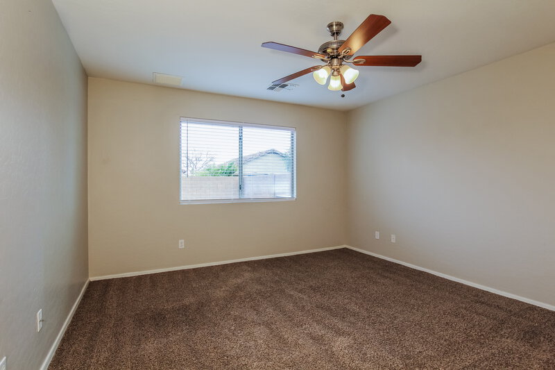 1,960/Mo, 6035 N Laguna Dr Litchfield Park, AZ 85340 Main Bedroom View