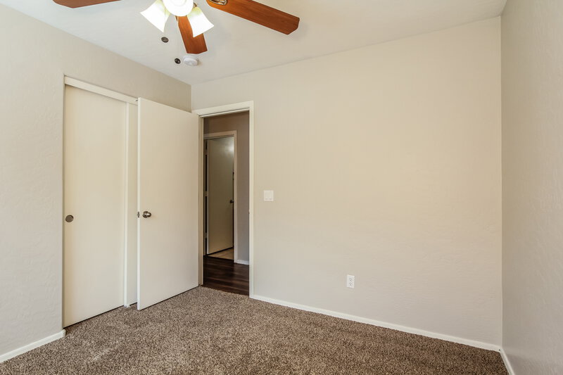 1,960/Mo, 6035 N Laguna Dr Litchfield Park, AZ 85340 Bedroom View 3