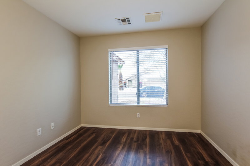 1,960/Mo, 6035 N Laguna Dr Litchfield Park, AZ 85340 Bedroom View 4