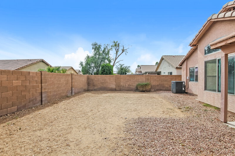1,960/Mo, 6035 N Laguna Dr Litchfield Park, AZ 85340 Rear View