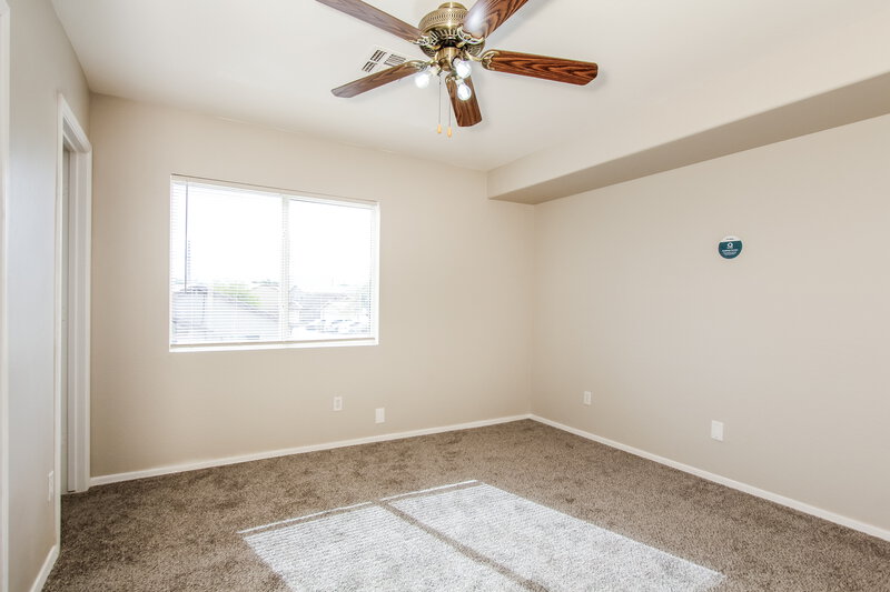 2,180/Mo, 6249 W Encinas Ln Phoenix, AZ 85043 Misc View 7