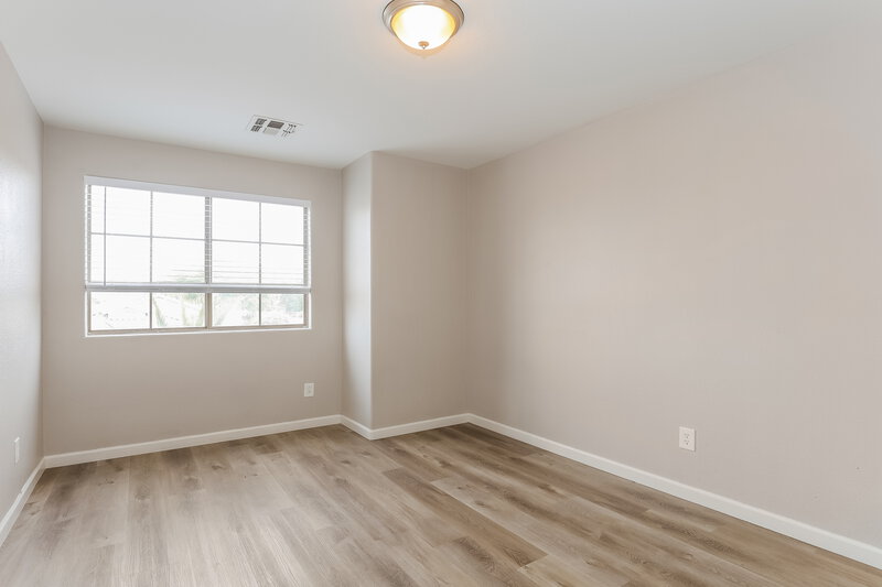 2,395/Mo, 6431 W Crown King Rd Phoenix, AZ 85043 Bedroom View 2