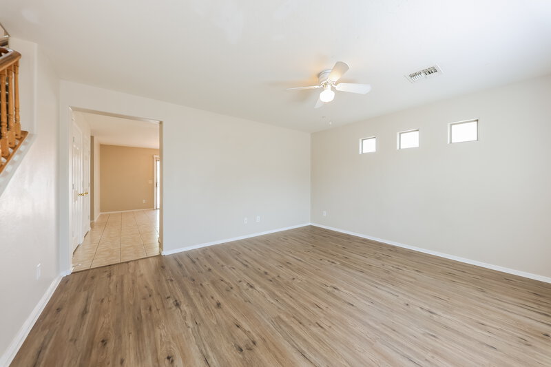 2,165/Mo, 7222 S 37th Dr Phoenix, AZ 85041 Living Room View