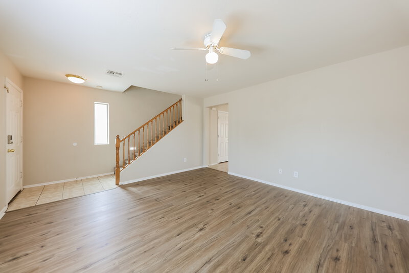 2,165/Mo, 7222 S 37th Dr Phoenix, AZ 85041 Living Room View 2