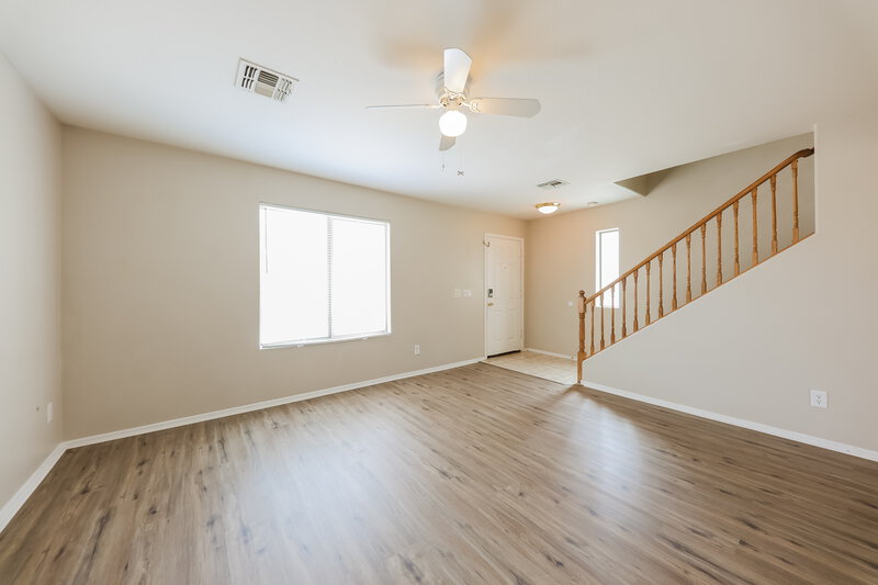 2,165/Mo, 7222 S 37th Dr Phoenix, AZ 85041 Living Room View 3