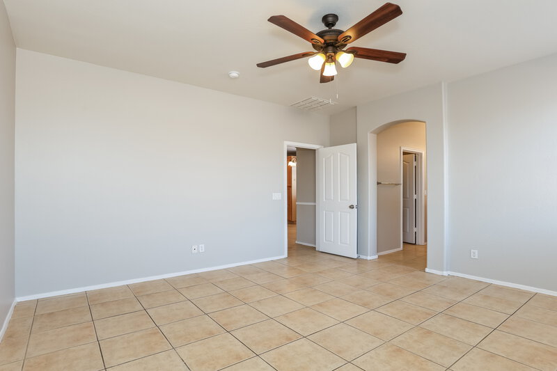 1,995/Mo, 7805 S 68th Dr Laveen, AZ 85339 Main Bedroom View 2