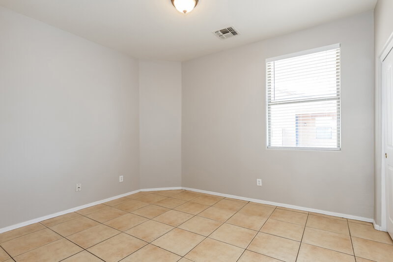 1,995/Mo, 7805 S 68th Dr Laveen, AZ 85339 Bedroom View
