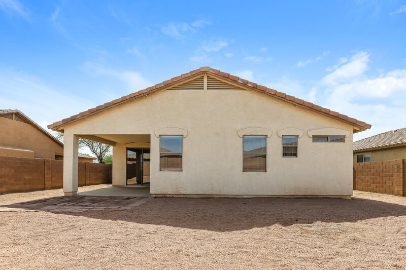 1,995/Mo, 7805 S 68th Dr Laveen, AZ 85339 Rear View