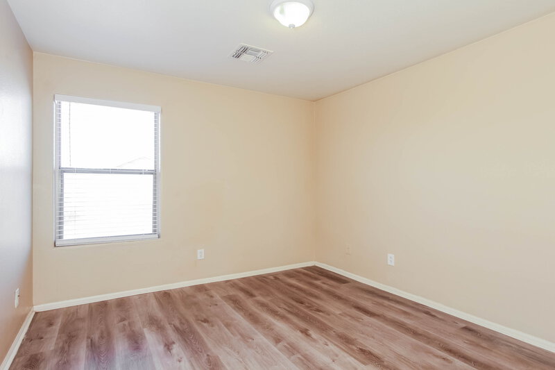 2,550/Mo, 7816 S 48th Dr Laveen, AZ 85339 Bedroom View 2