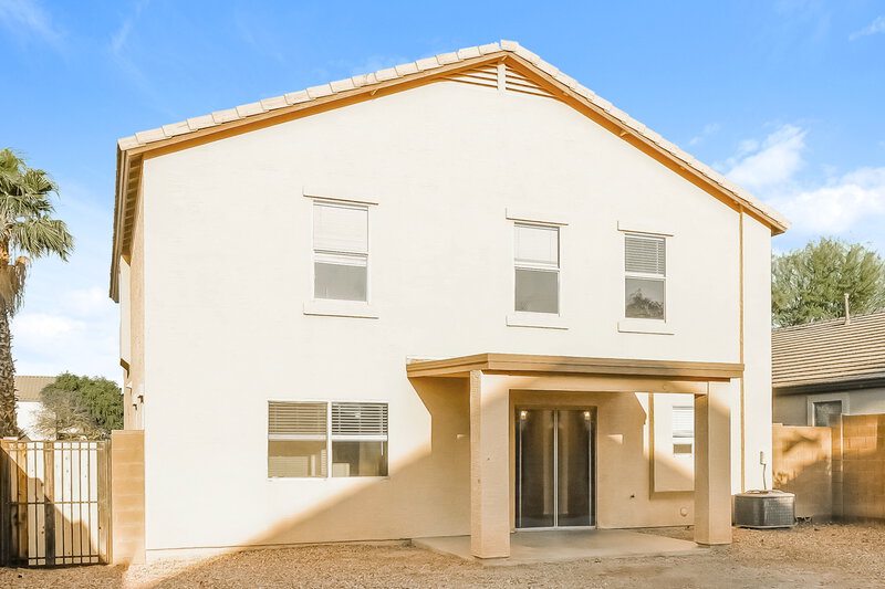 2,520/Mo, 7816 S 48th Dr Laveen, AZ 85339 Rear View