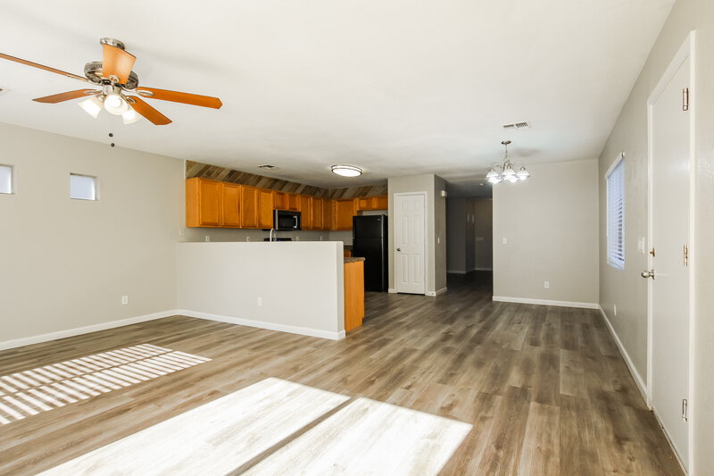 1,885/Mo, 8345 W Hughes Dr Tolleson, AZ 85353 Living Room View 3