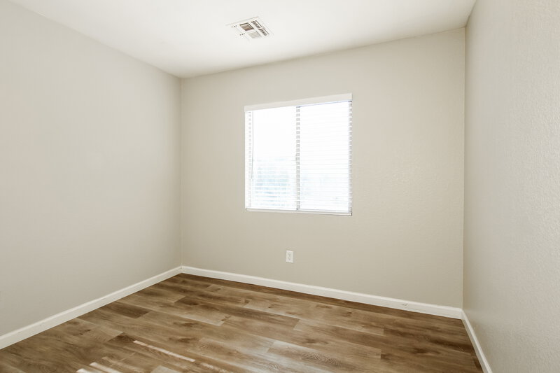 1,885/Mo, 8345 W Hughes Dr Tolleson, AZ 85353 Bedroom View 2