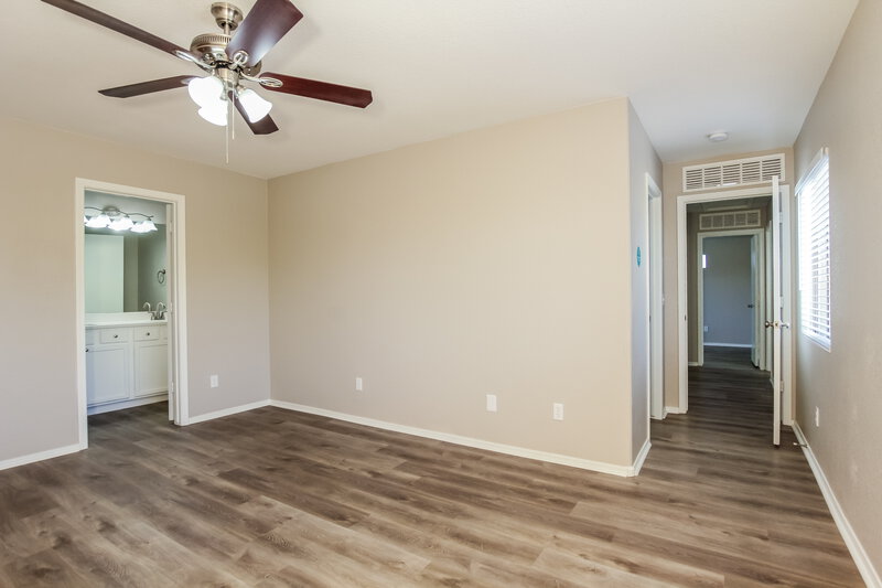 2,565/Mo, 8435 W Hughes Dr Tolleson, AZ 85353 Main Bedroom View