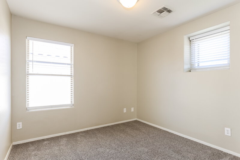 2,185/Mo, 8550 N 63rd Dr Glendale, AZ 85302 Bedroom View 2