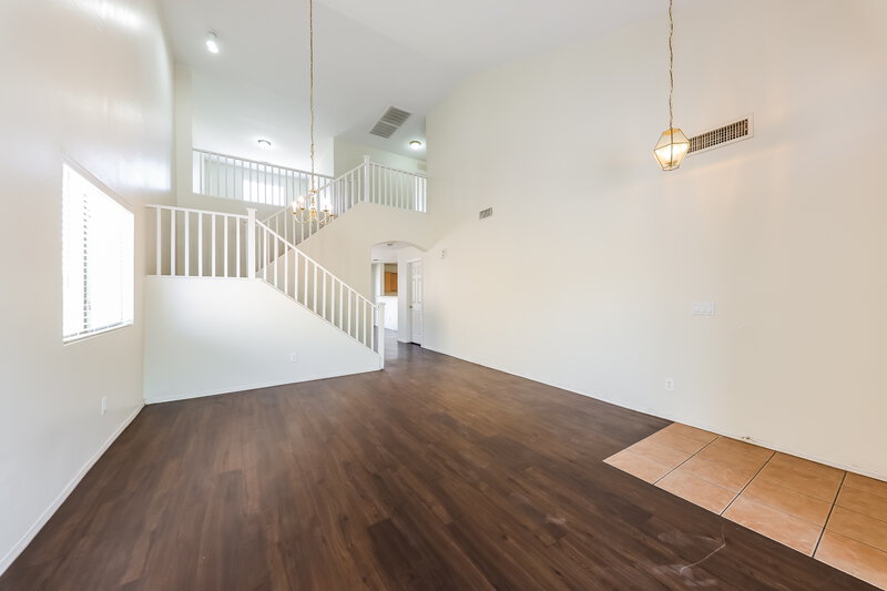 2,200/Mo, 8636 W Miami St Tolleson, AZ 85353 Living Room View 3