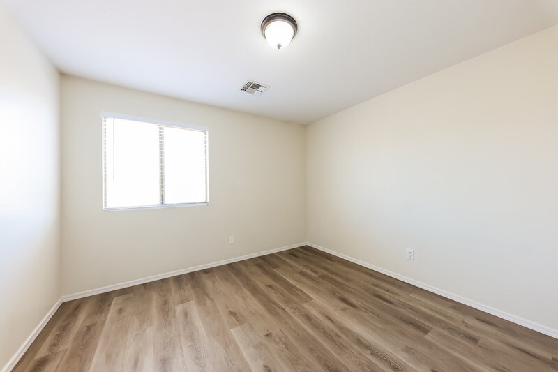2,200/Mo, 8636 W Miami St Tolleson, AZ 85353 Bedroom View 2