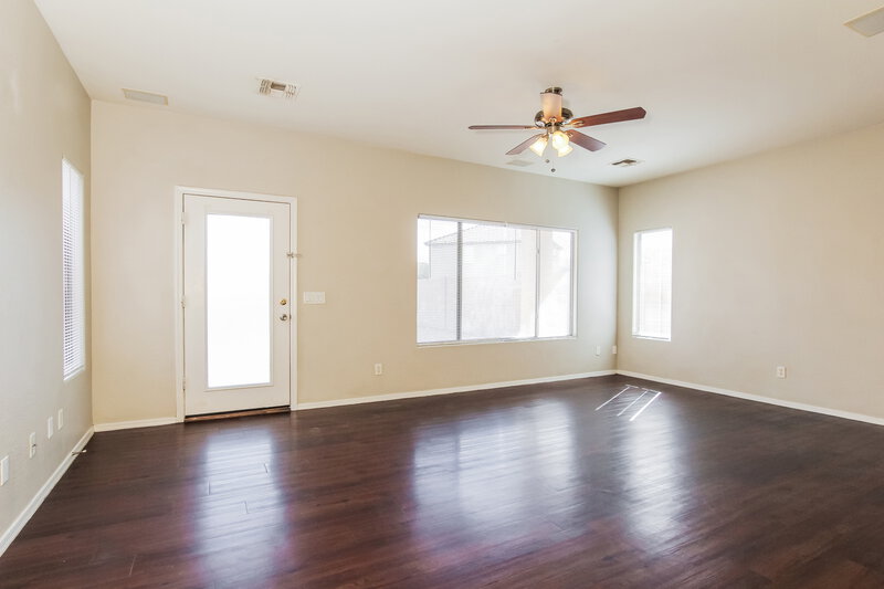 1,995/Mo, 9021 W Whyman Ave Tolleson, AZ 85353 Living Room View