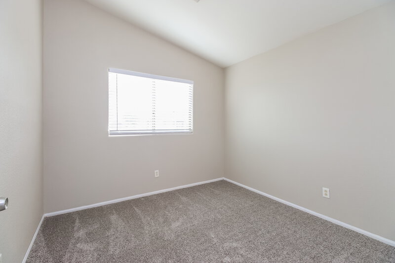 2,100/Mo, 9216 W Globe Ave Tolleson, AZ 85353 Bedroom View