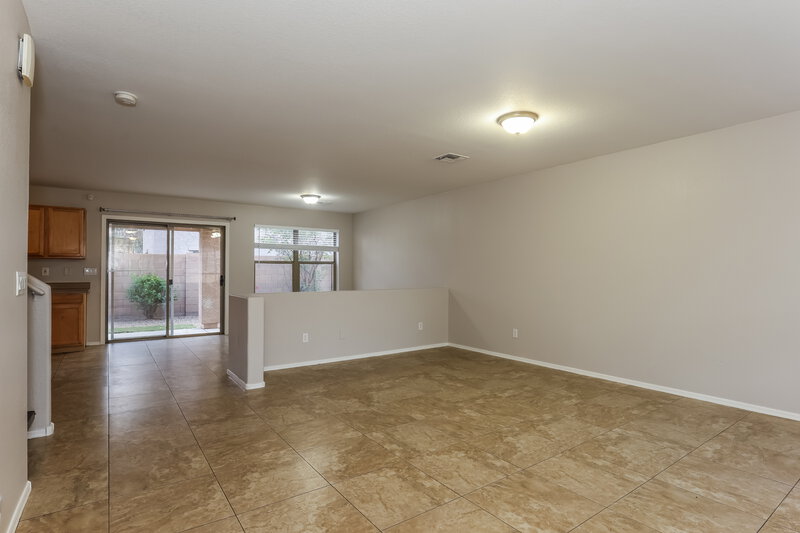 2,205/Mo, 9415 W Virginia Ave Phoenix, AZ 85037 Living Room View 2