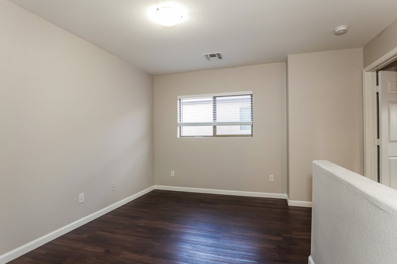 2,205/Mo, 9415 W Virginia Ave Phoenix, AZ 85037 Loft View