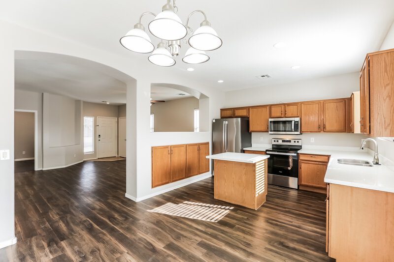 1,825/Mo, 9735 W Horse Thief Pass Tolleson, AZ 85353 Dining Room View