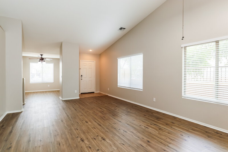 1,940/Mo, 9742 W Riverside Ave Tolleson, AZ 85353 Living Room View