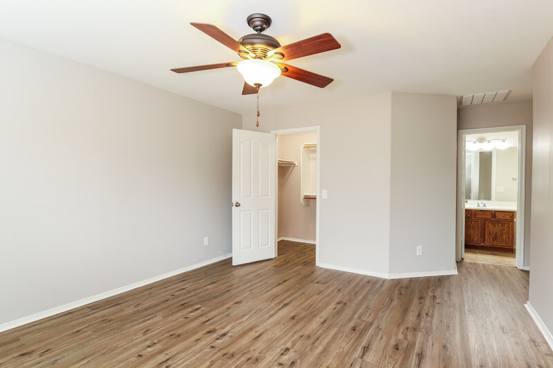 1,940/Mo, 9742 W Riverside Ave Tolleson, AZ 85353 Main Bedroom View